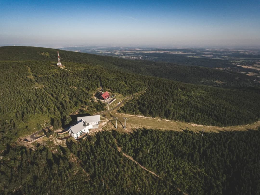 Atrakcje Świeradowa-Zdrój – odkryj niezwykłe miejsca i doświadczenia