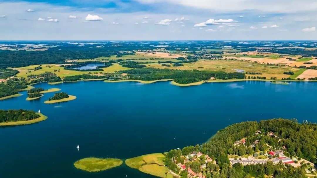 Jezioro Narie – piękne miejsce na wypoczynek i rekreację w Polsce